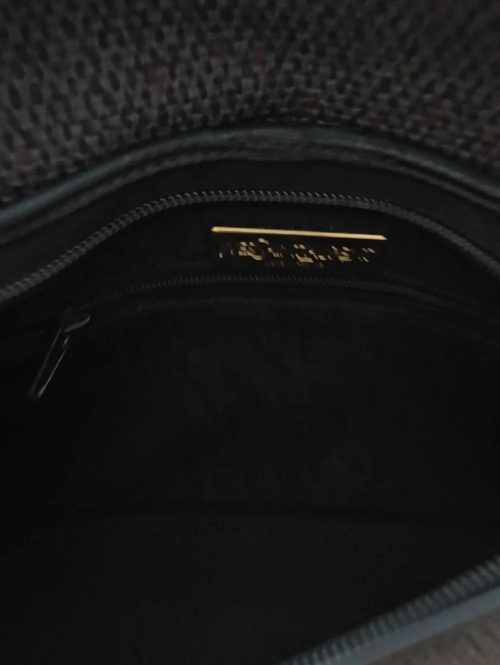 Vintage Authentic Yves Saint Laurent Black Tweed Envelope Wristlet - Picture 8 of 10
